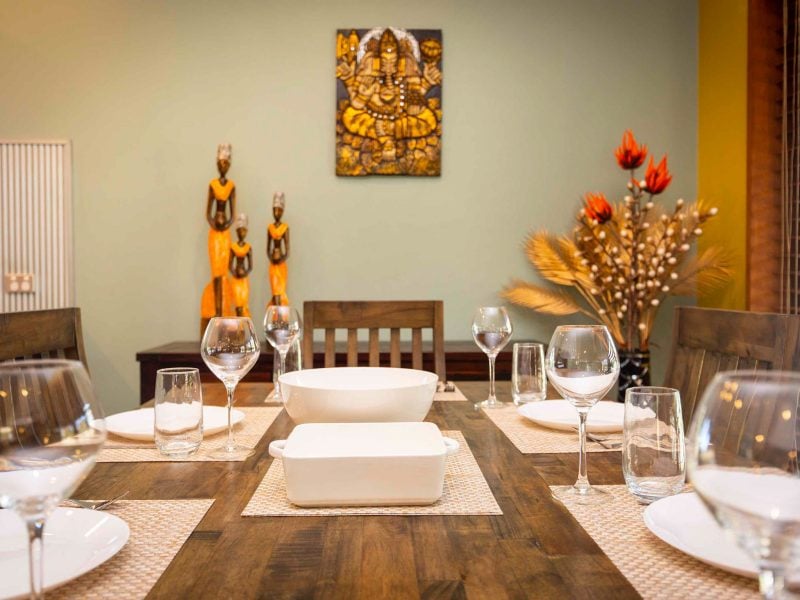 Share a gourmet meal at your Hunter Valley stay