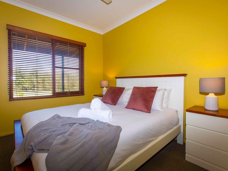 Hunter Valley accommodation at Wattle Wilde. Comfortable bedding with crisp linen.